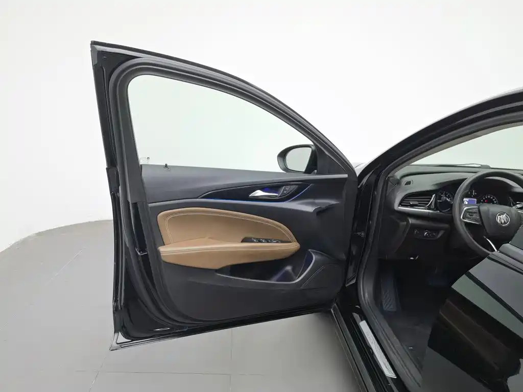 صورة 8 - Buick Regal