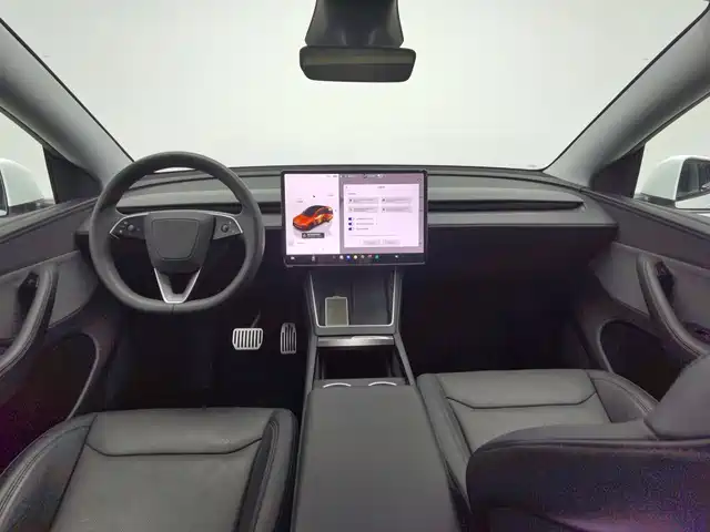 Tesla Model Y 2025 Rear-Wheel Drive — фото 5
