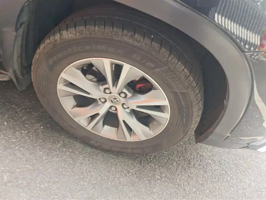 Toyota Highlander 2015 2.0T AWD Elite Edition 7-seater фото 6