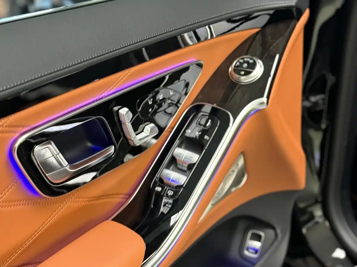Mercedes-Benz Maybach S-Class 2025 Model S 480 4MATIC фото 5