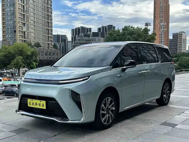  SAIC Maxus Dajia 9 2024 Super Hybrid Ultra Long Range Forest Edition 7-Seater