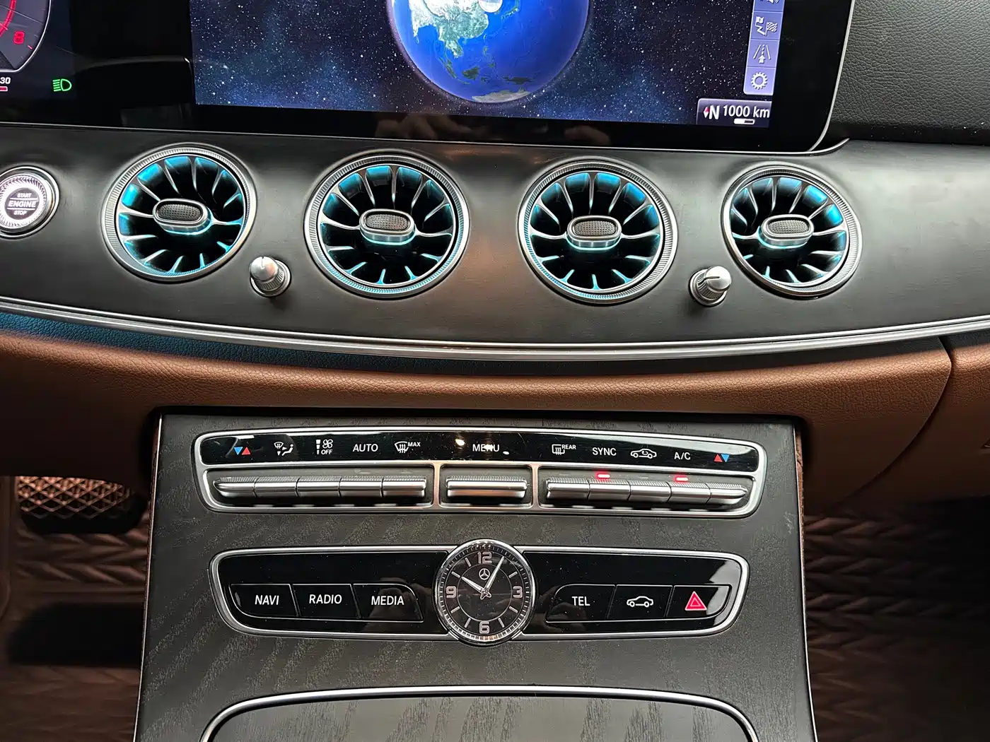 Mercedes-Benz E-Class 2017 E 200 Sport 4MATIC фото 11