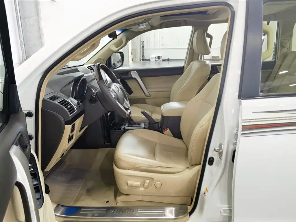 Toyota Prado 2016 2.7L Auto Luxury Edition фото 10
