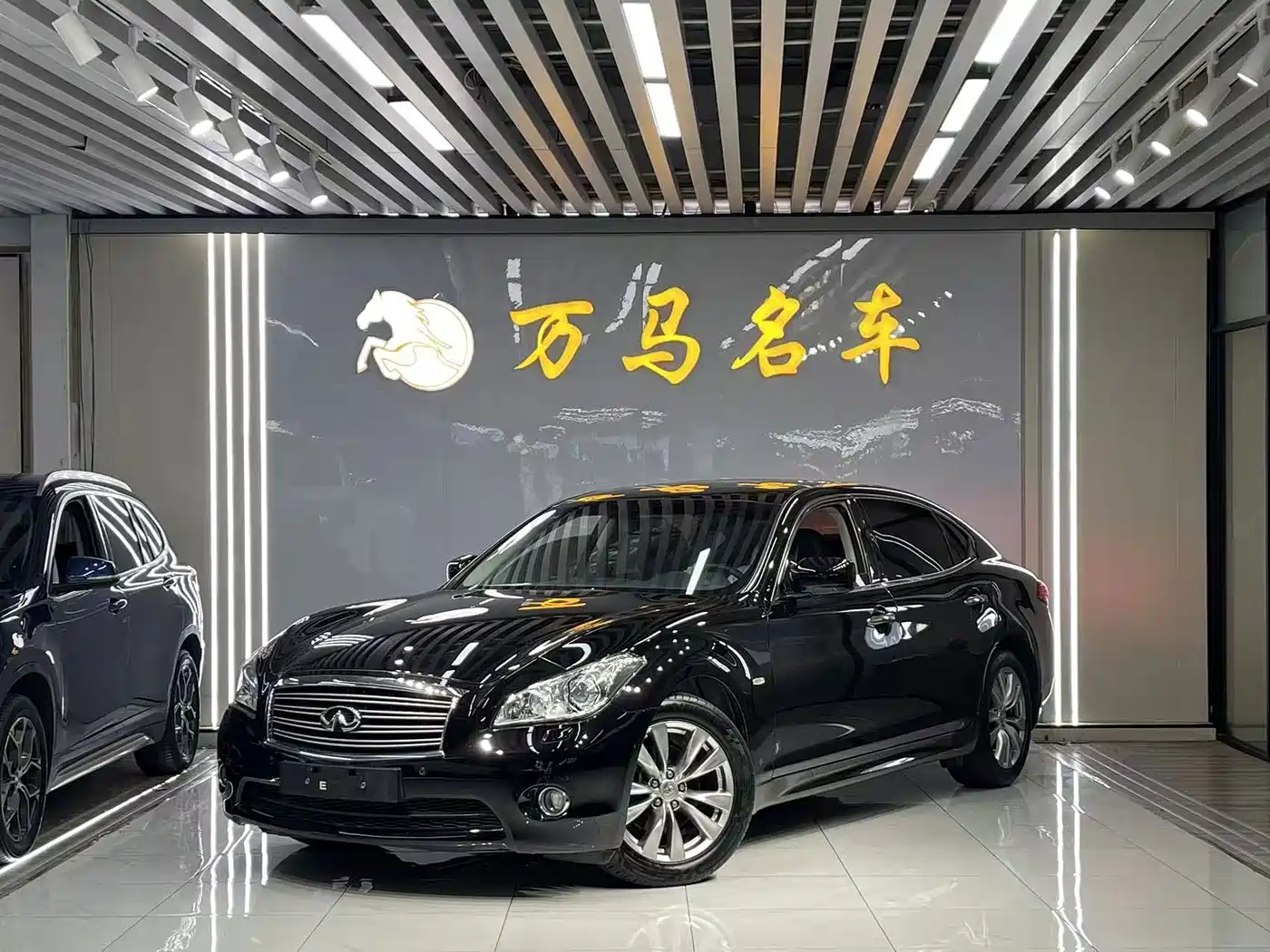 Infiniti Q70 2014 2013 Q70L 2.5L Premium