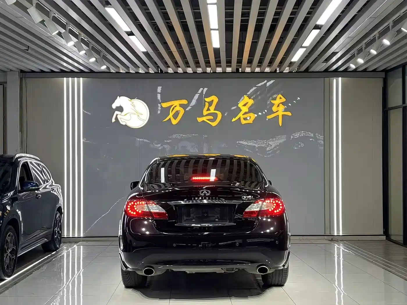 Infiniti Q70 2014 2013 Q70L 2.5L Premium