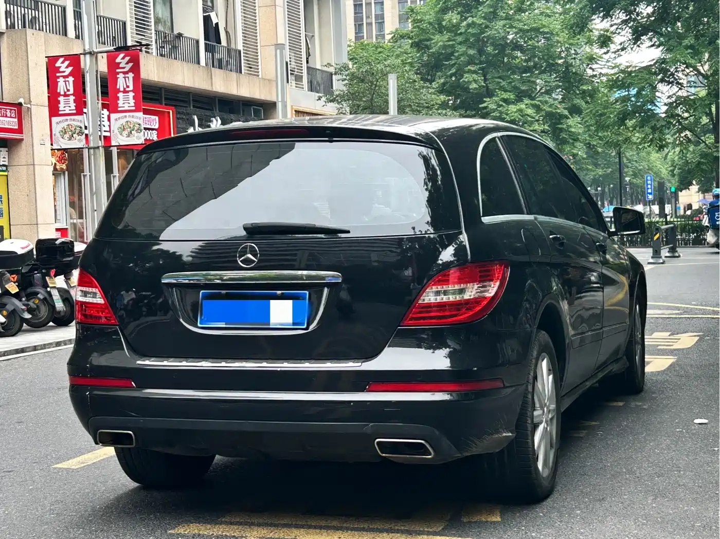 Mercedes-Benz R-Class 2011 R 350 L 4MATIC фото 6