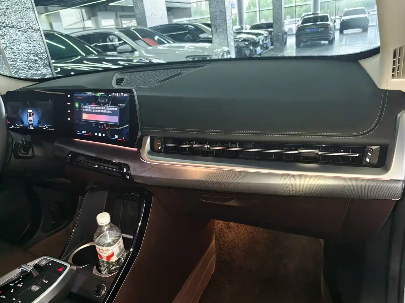 BMW X1 2023 xDrive25Li M Sport Package фото 8
