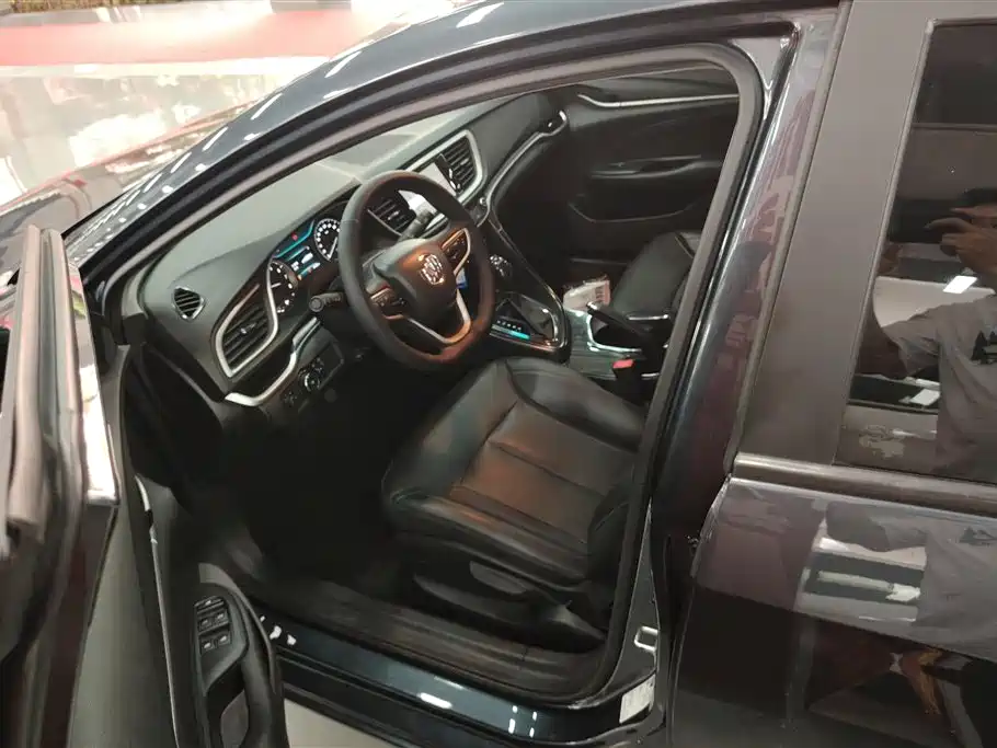 Buick Excelle 2021 Exemplar 1.5L Auto Elite фото 9