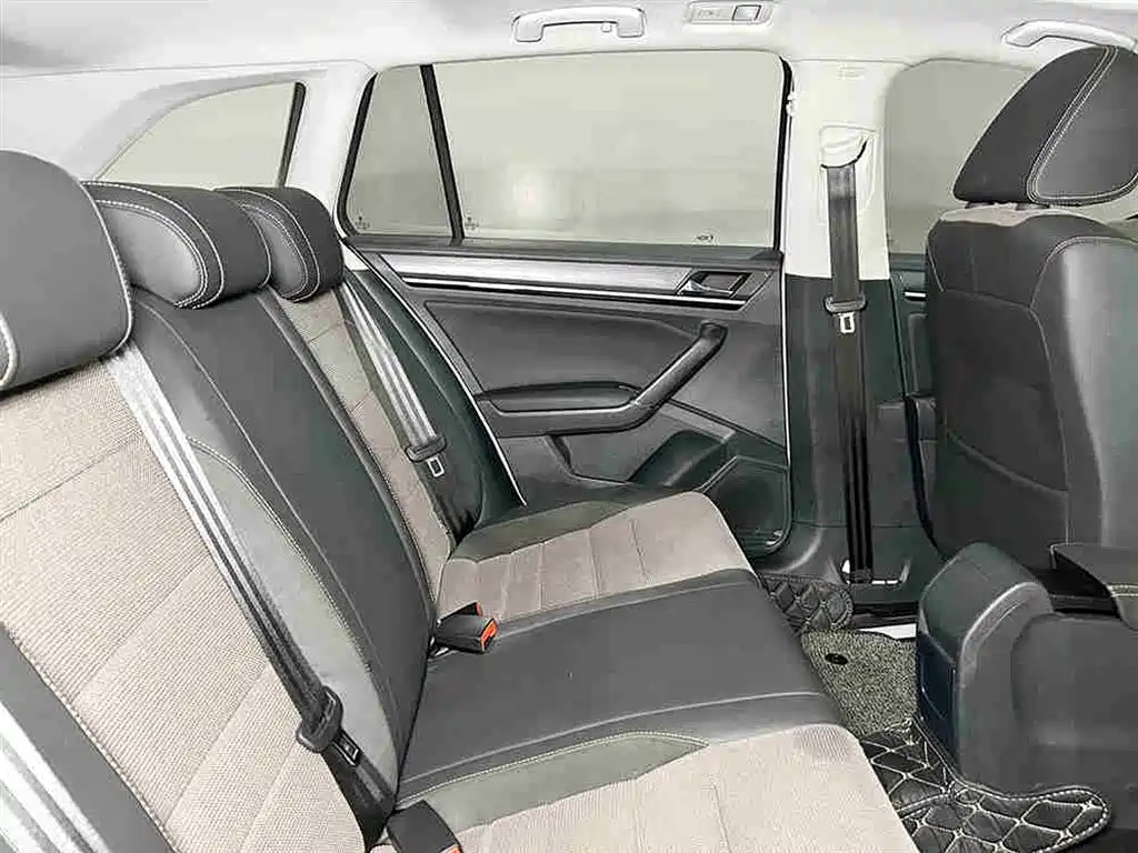 Volkswagen C-TREK 2018 230TSI DSG Comfort фото 7