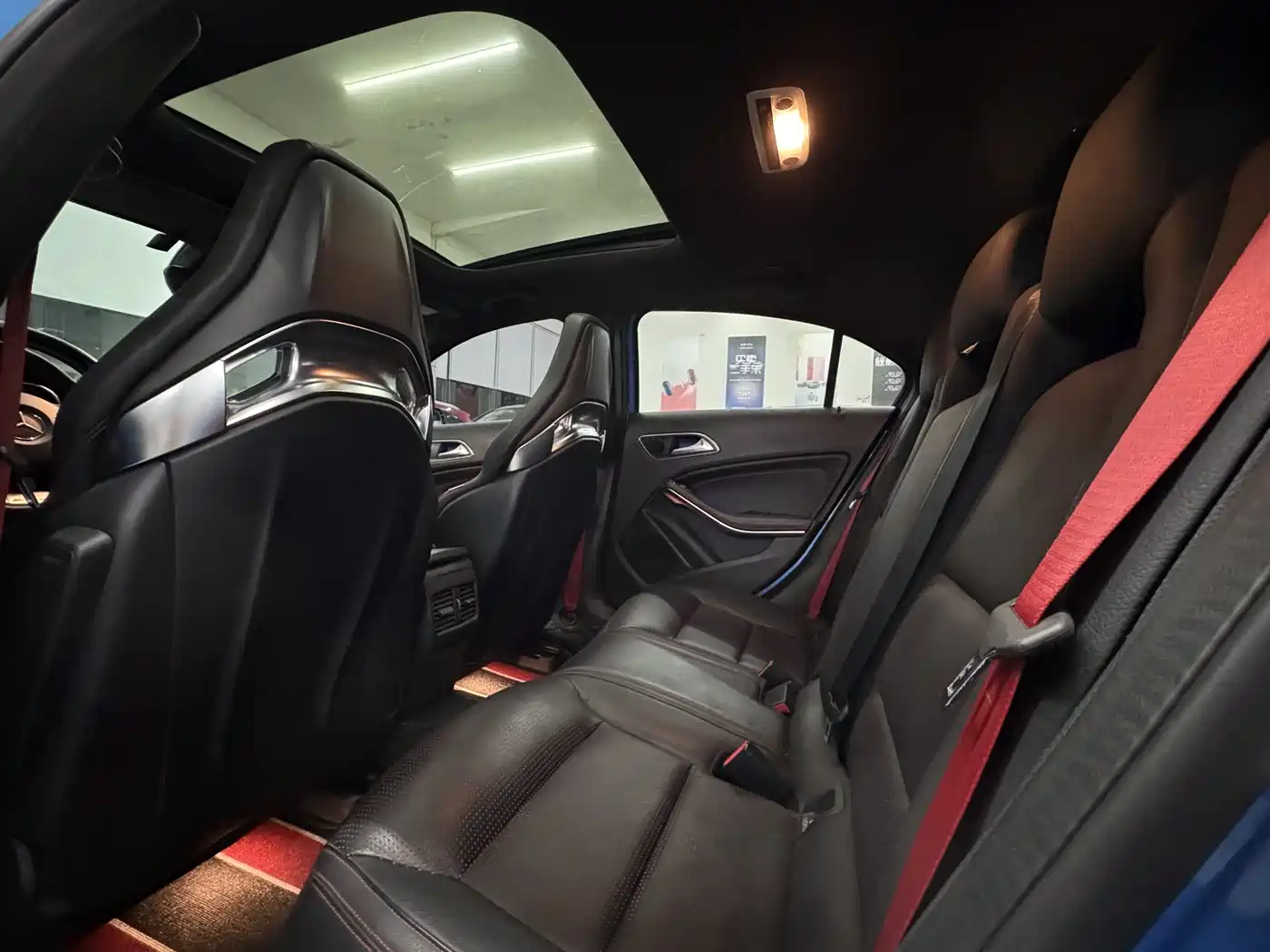 Mercedes-Benz A-Class AMG (Import) 2016 AMG A 45 4MATIC фото 11