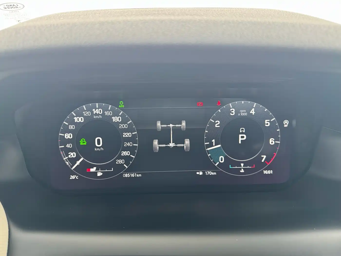 Land Rover Discovery Sport 2022 Model Facelift 249PS R-Dynamic SE Performance Tech Edition 5-seater фото 13