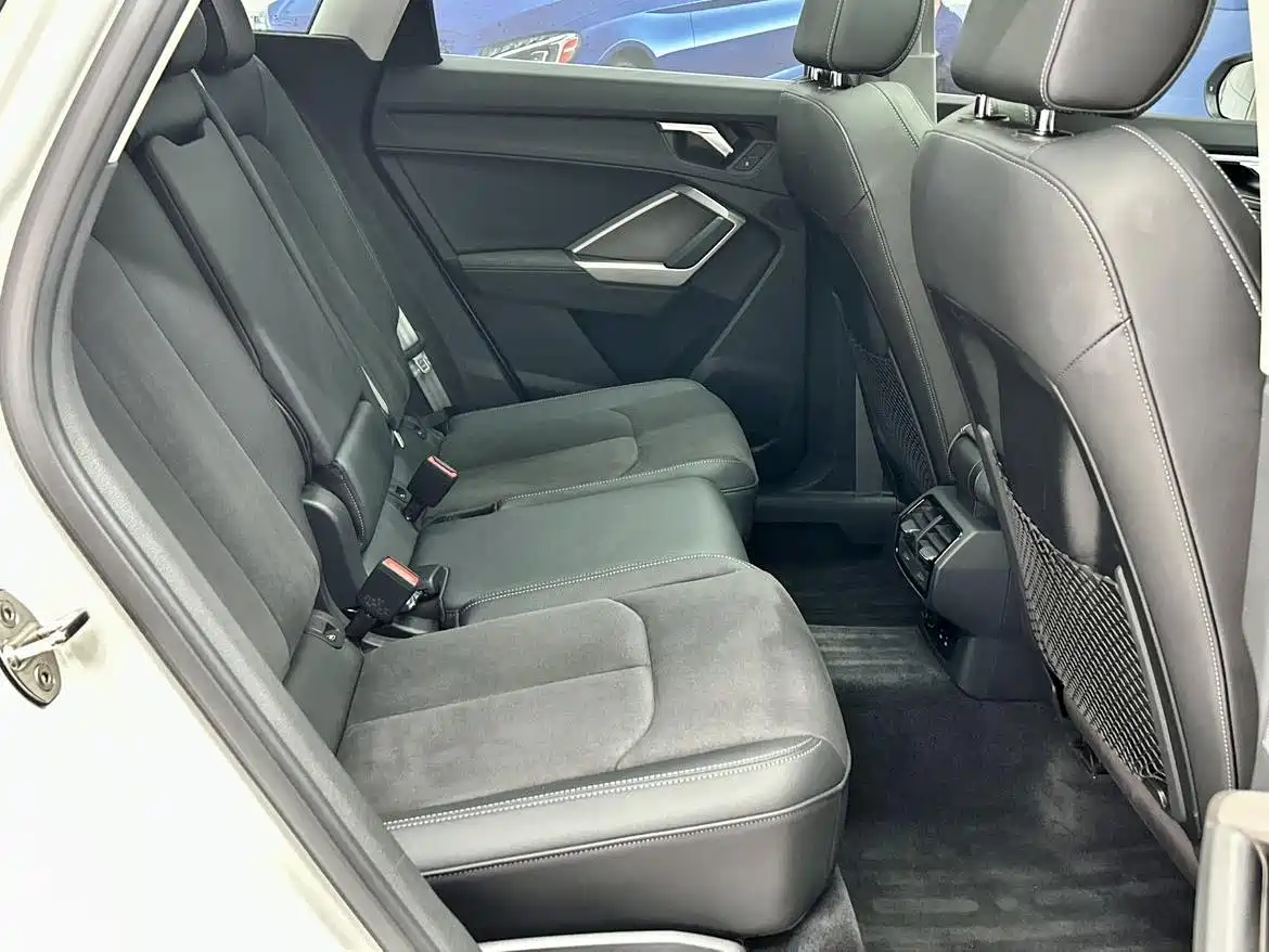 Audi Q3 2023 35 TFSI Fashion Dynamic (1.4T) фото 11