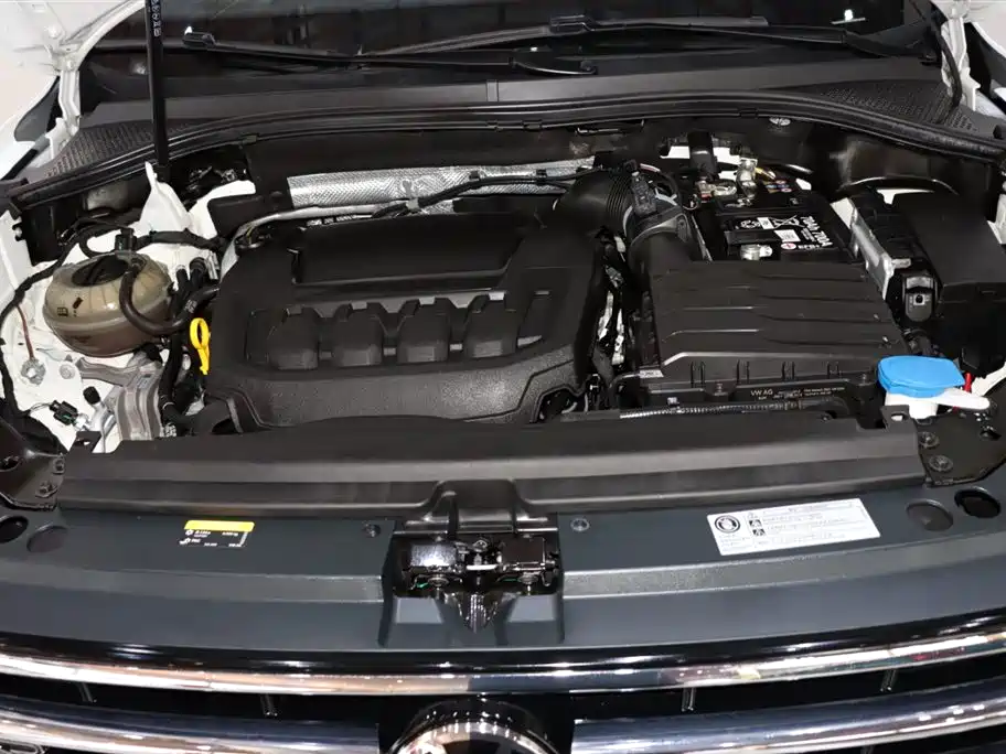 Volkswagen Tiguan L 2024 330TSI Automatic 2WD R-Line Premium Enjoyment Edition фото 20