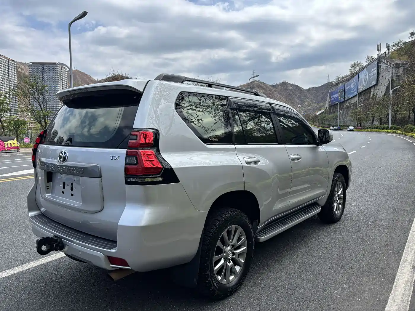 Toyota Prado 2018 3.5L Auto TX-L NAVI фото 5