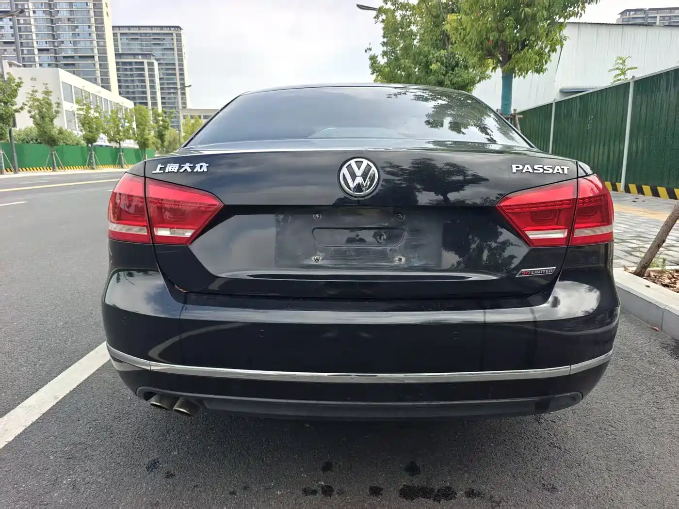 Фото 8 - Volkswagen Passat