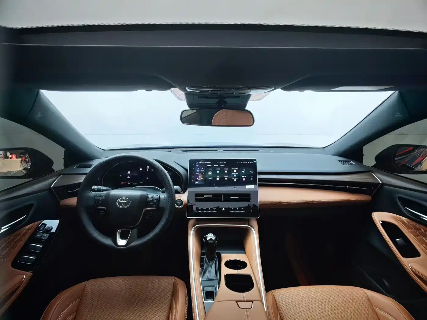 Toyota Avalon 2024 Hybrid 2.0L Luxury Edition фото 5