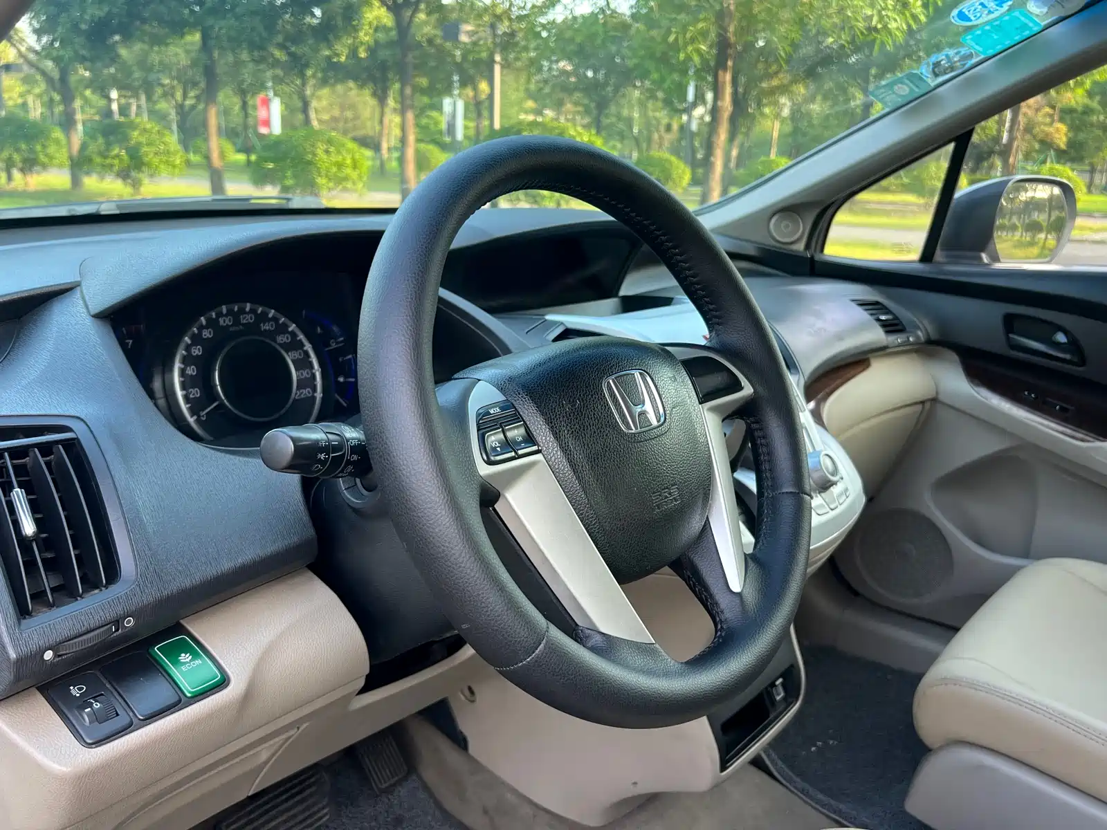 Photo 16 - Honda Odyssey