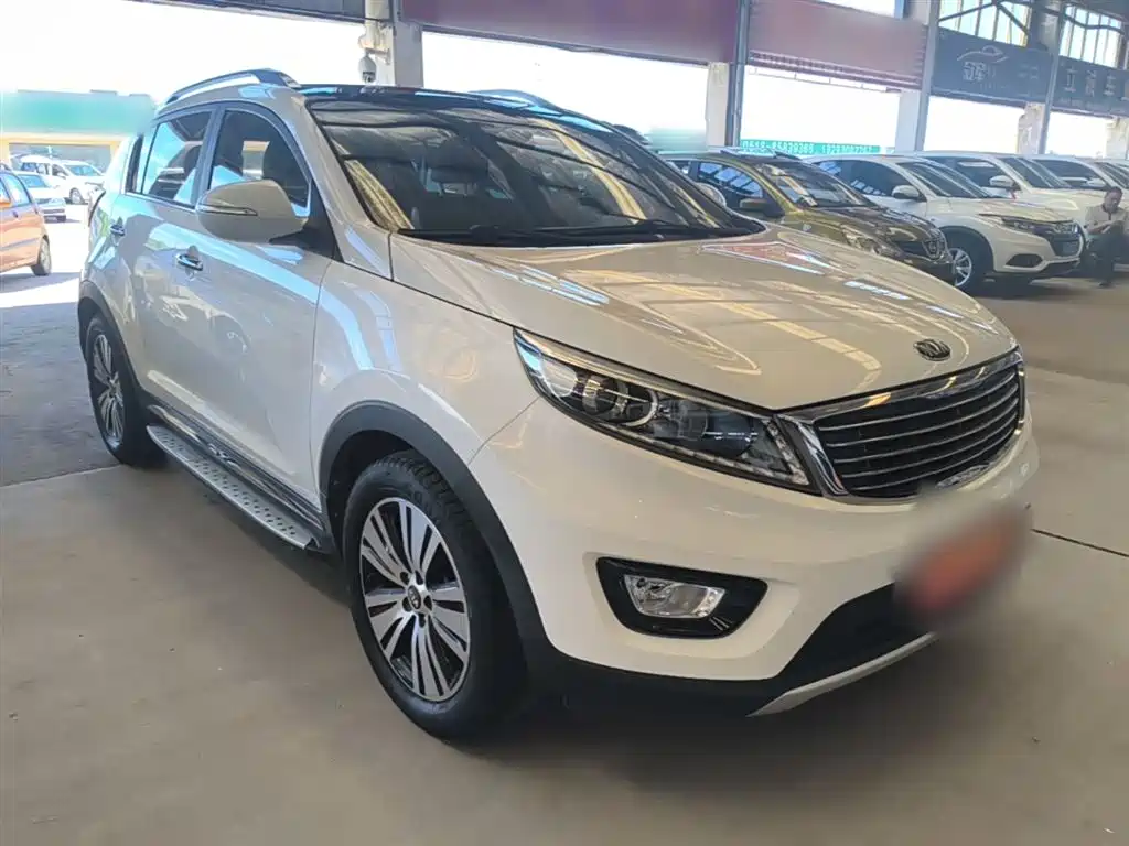 Kia Sportage 2015 2.0L Automatic 2WD DLX фото 4