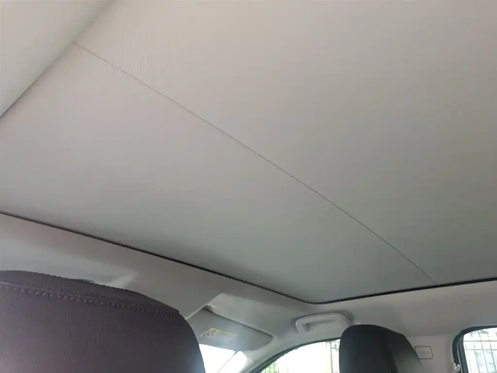 Land Rover Discovery Sport 2018 240PS SE Edition фото 19