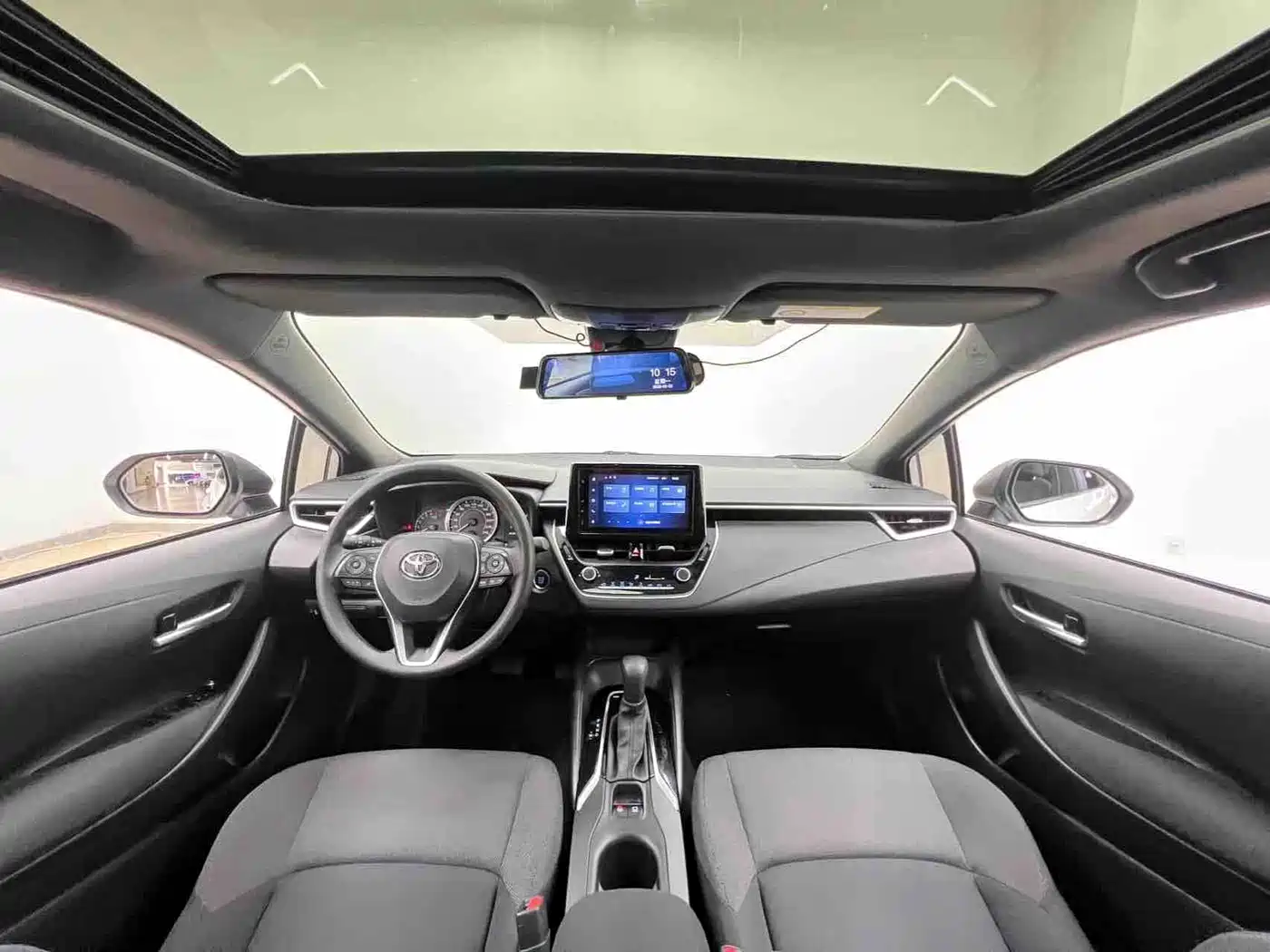 Toyota Levin 2022 185T CVT Luxury Edition фото 11