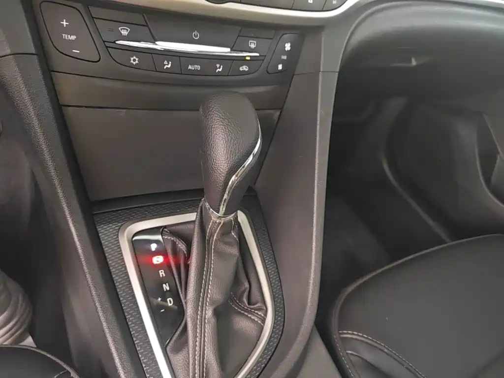 Buick Excelle GT 2020 2019 18T Auto Connected Elite China VI