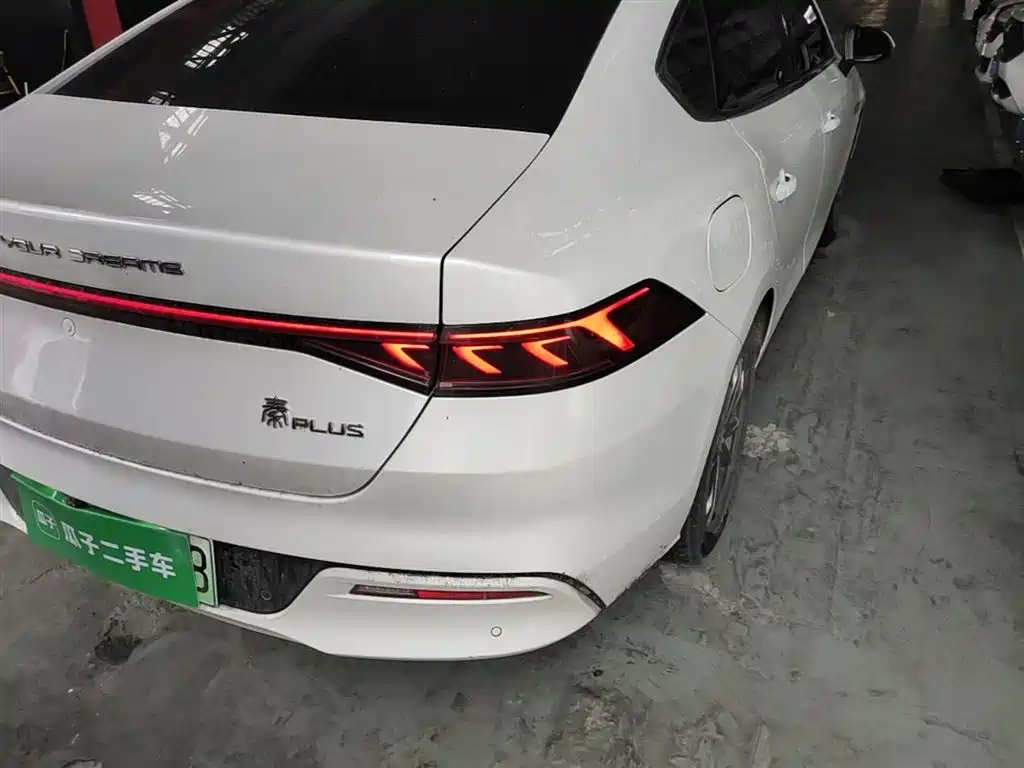 BYD Qin PLUS 2023 EV 510KM Travel Edition фото 8