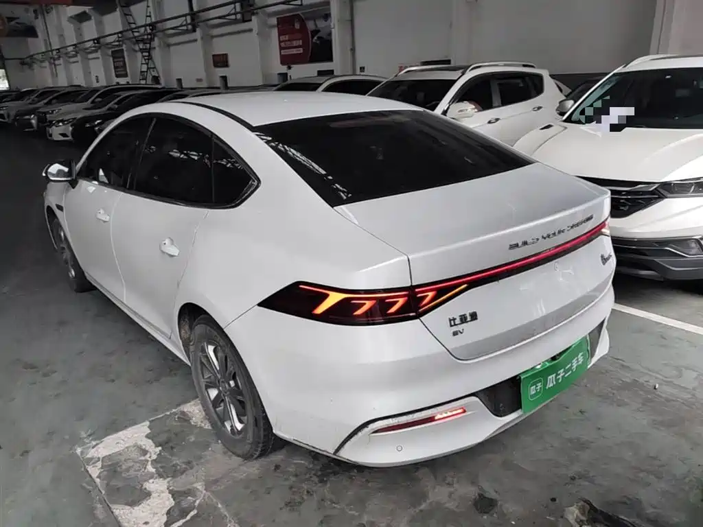 BYD Qin PLUS 2023 EV 510KM Travel Edition фото 5