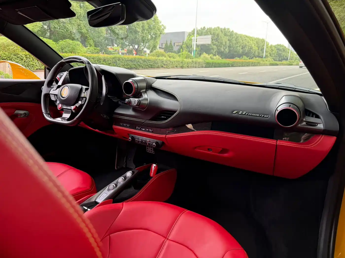 Ferrari F8 2021 2019 Tributo 3.9T V8