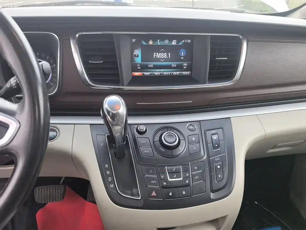 Buick GL8 2017 25S Premium Model China V фото 6