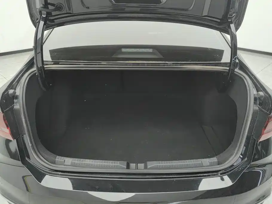 Volkswagen Lavida, миниатюра 4