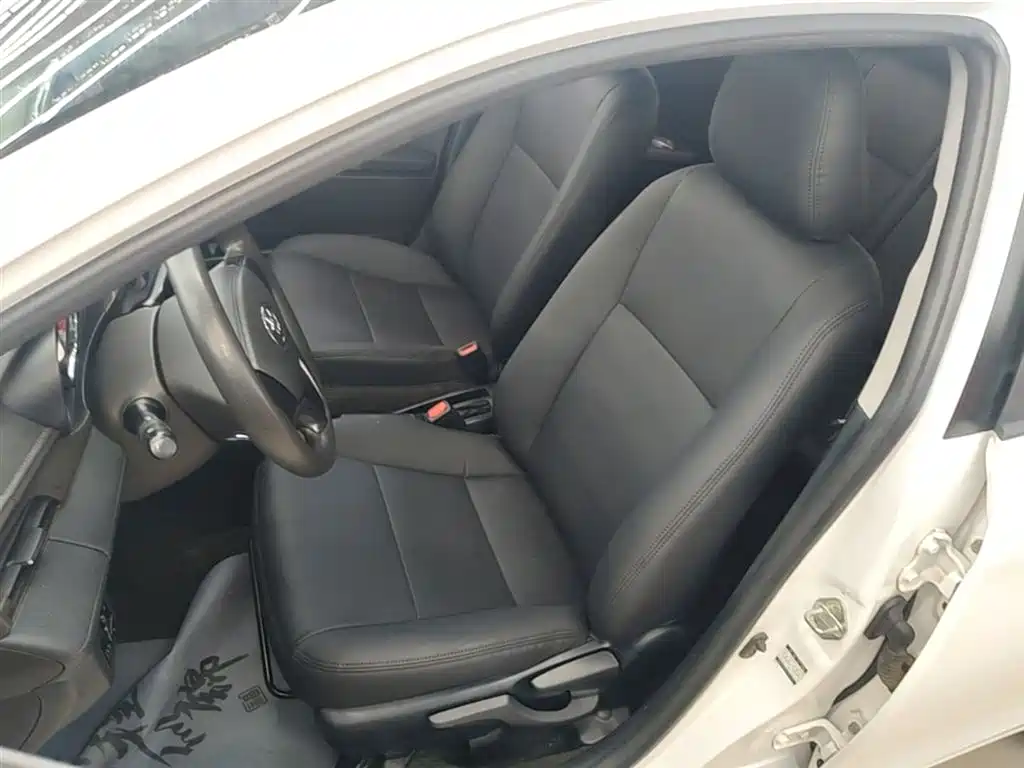 Toyota YARiS L Zhi Xuan 2015 1.5E Auto Charming Edition фото 15
