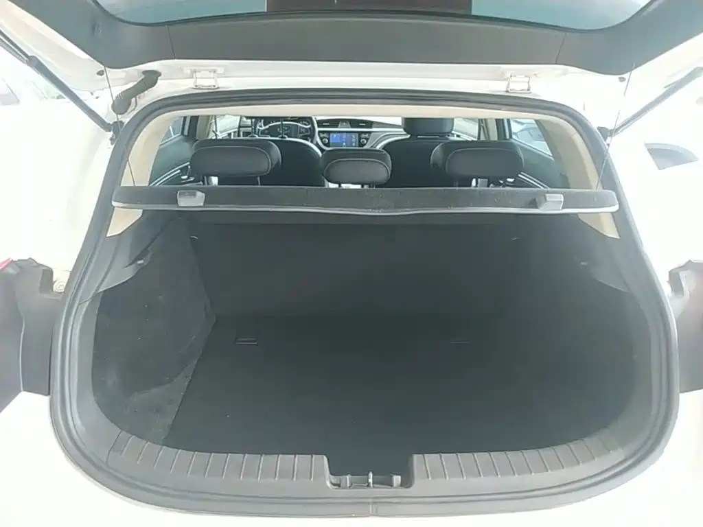 Geely Emgrand GS 2016 2016 Elegance Edition 1.3T Automatic Premium