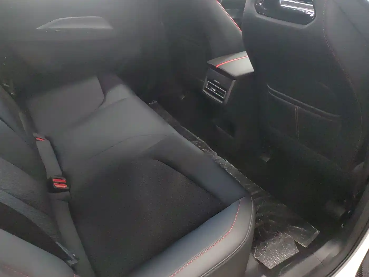 Changan Oshan Z6 2022 2022 Blue Whale 1.5T DCT Intelligent Premium