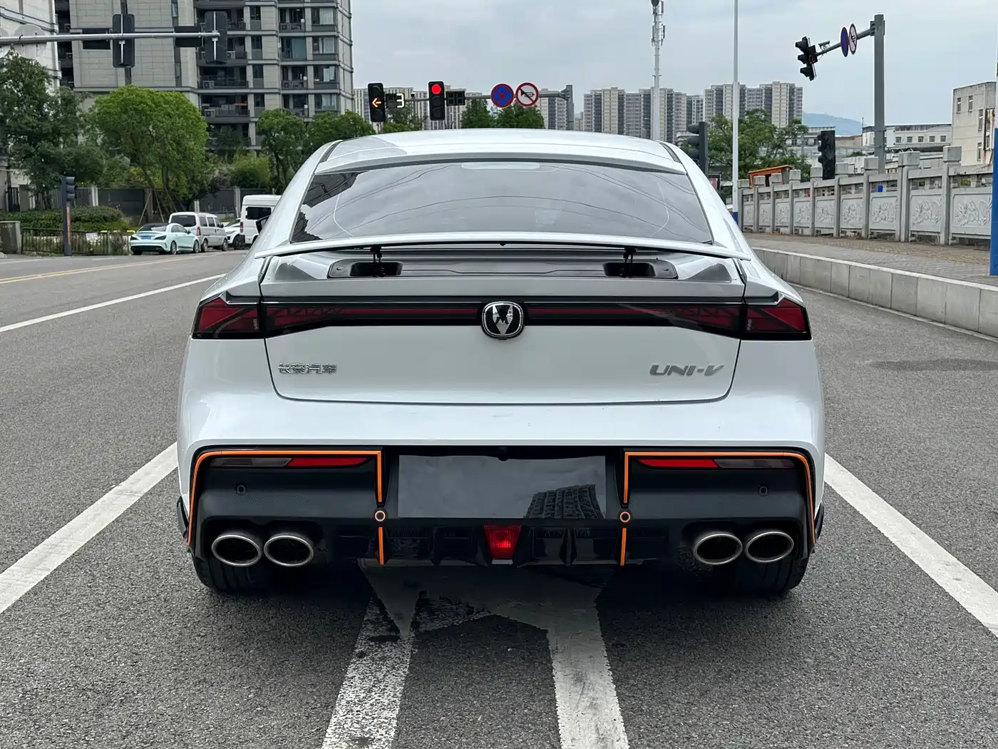 CHANGAN UNI-V