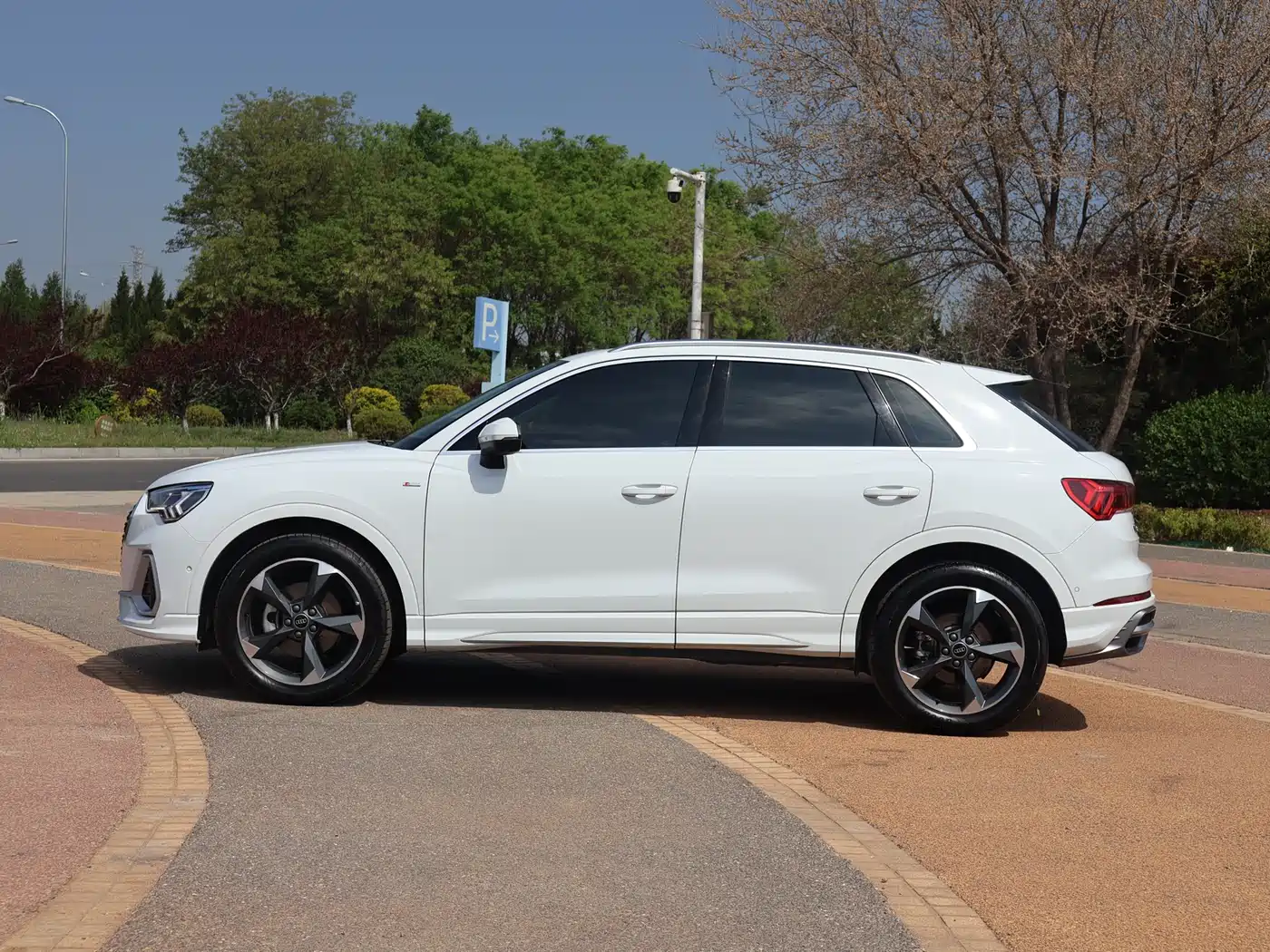 Audi Q3 2023 35 TFSI Fashion Dynamic (1.4T) фото 7