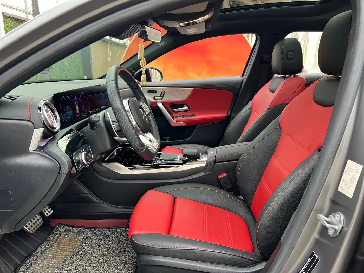 Mercedes-Benz A-Class AMG 2020 AMG A 35 L 4MATIC фото 10