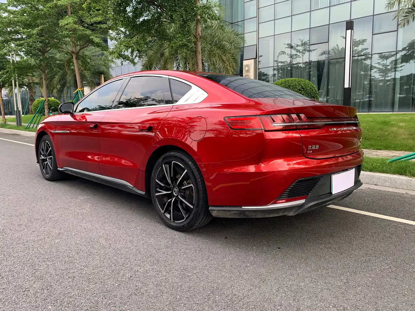 BYD Han 2020 EV AWD High-Performance Flagship фото 6
