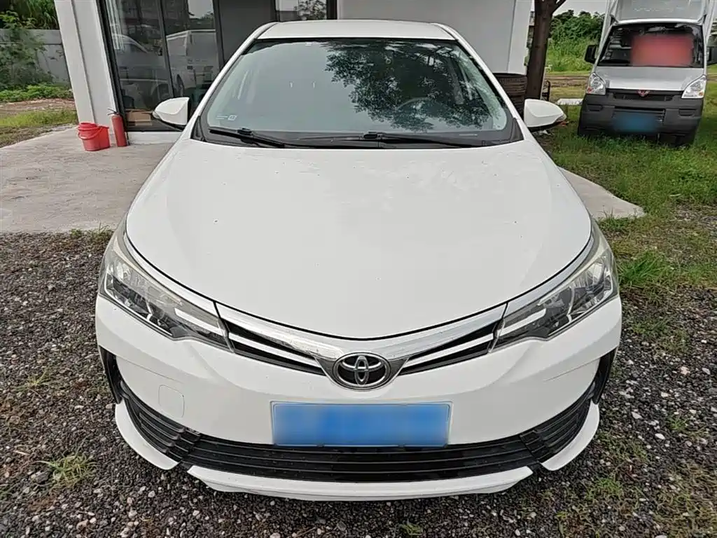 Toyota Corolla 2018 1.2T S-CVT GL Smart Edition фото 3