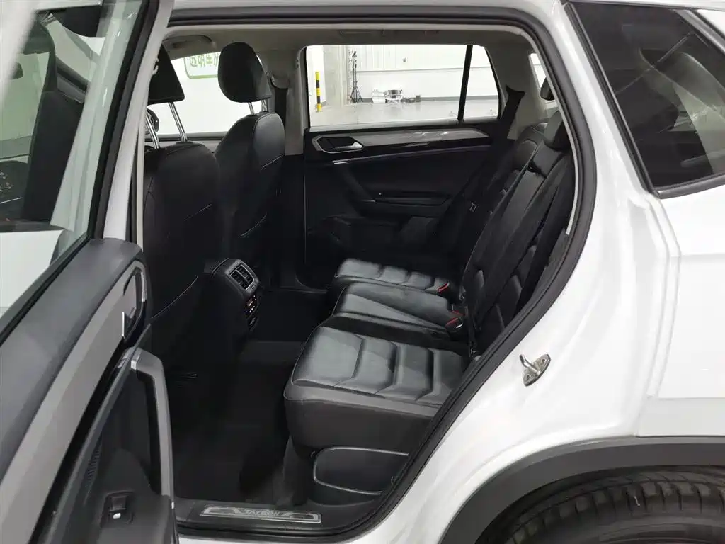 Volkswagen Tayron 2020 280TSI 2WD Luxury Smart Edition фото 15