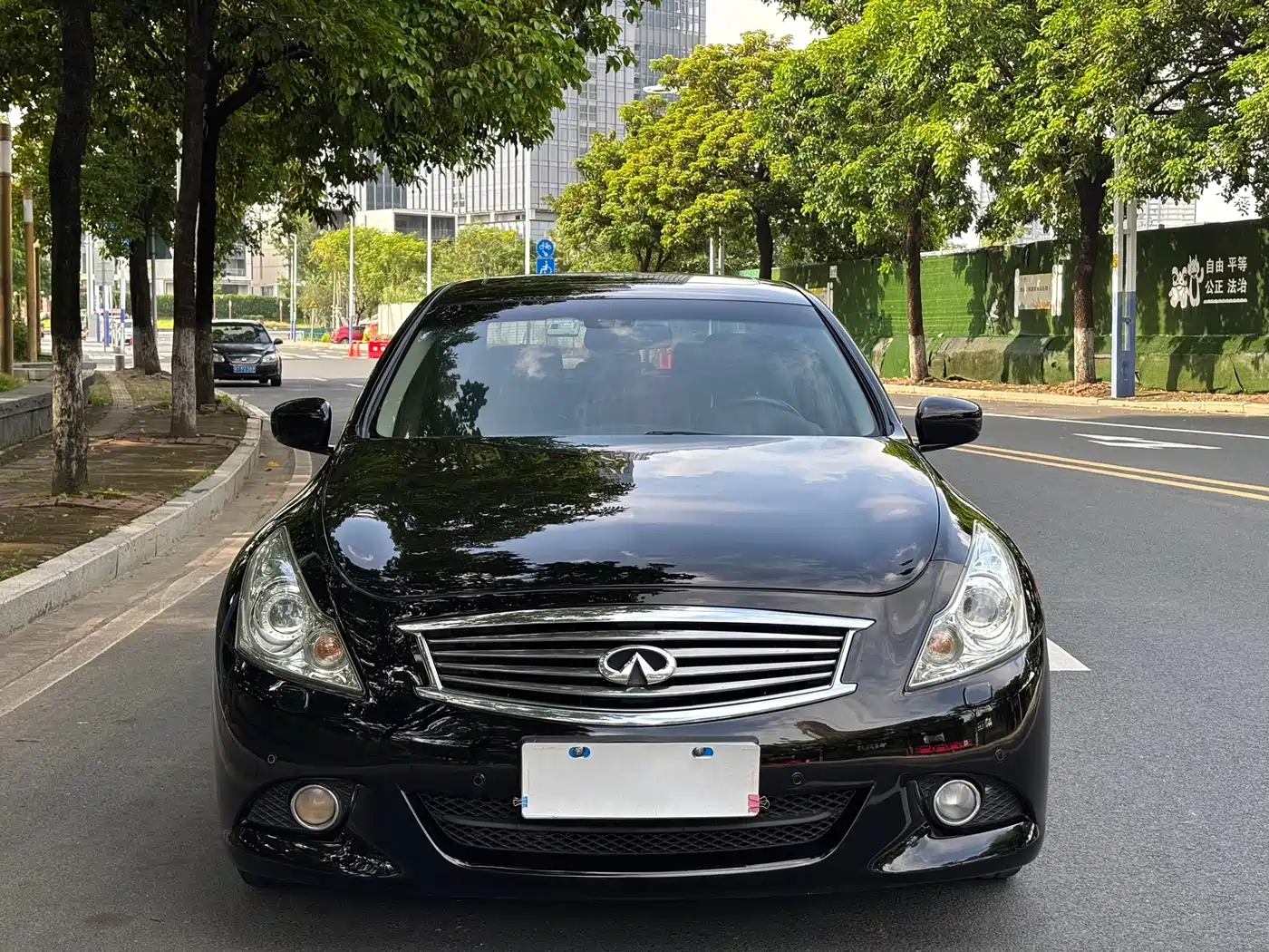 Infiniti G Series 2011 2010 Model G25 Sedan Luxury Sport Edition