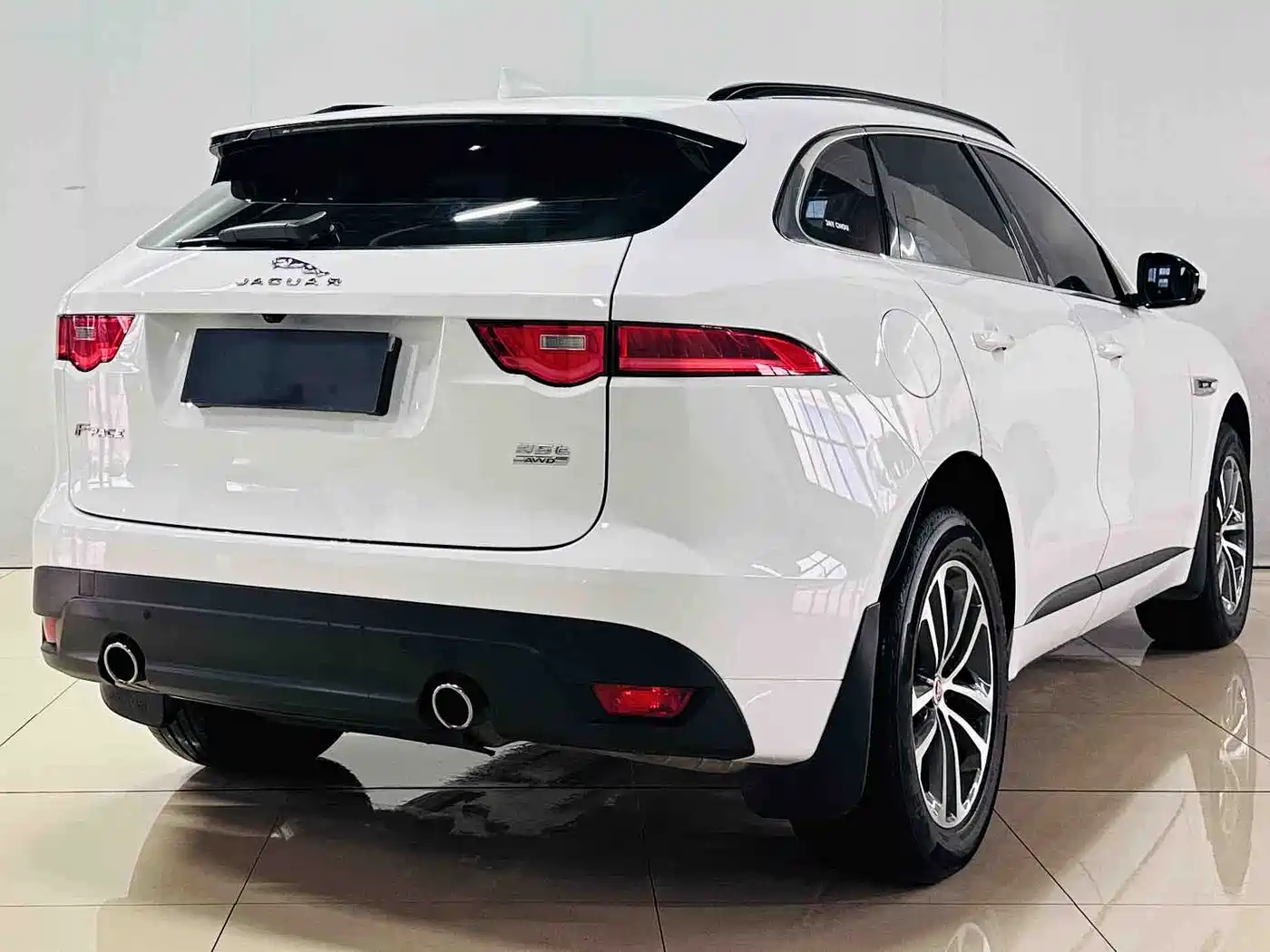 JAGUAR F PACE