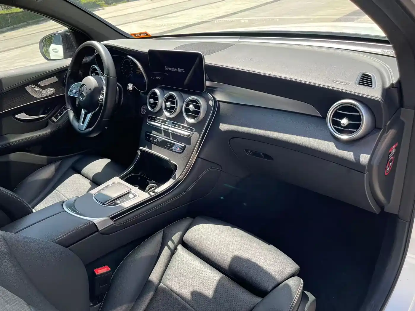 Mercedes-Benz GLC Coupe 2021 GLC 300 4MATIC Coupe SUV фото 15