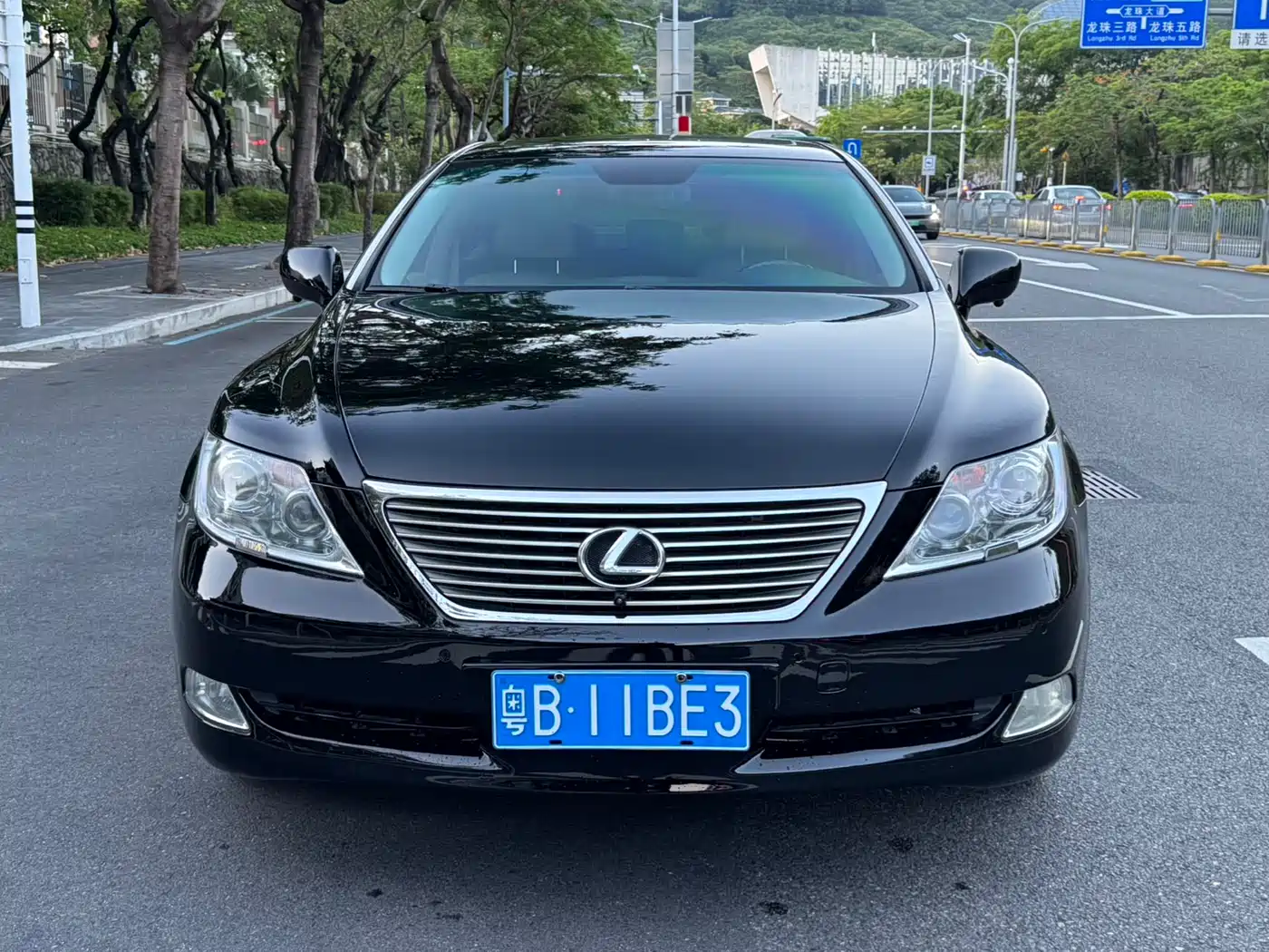 Lexus LS 2006 460L