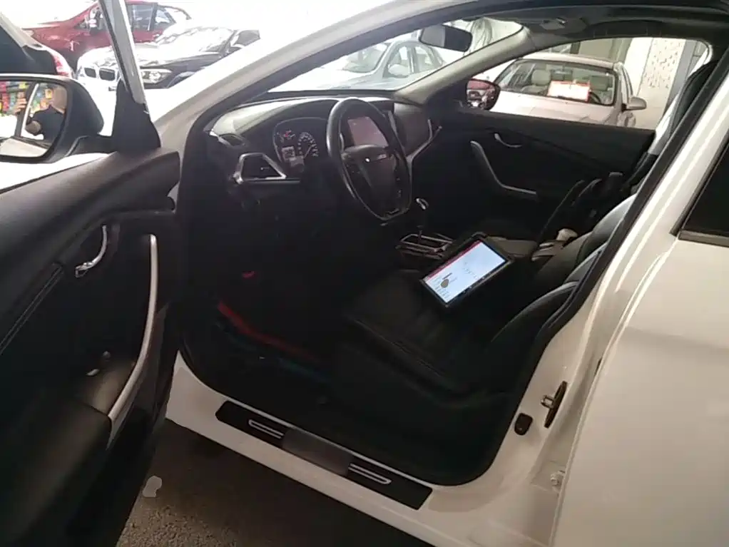 Venucia T90 2018 2017 2.0L CVT Smart Edition
