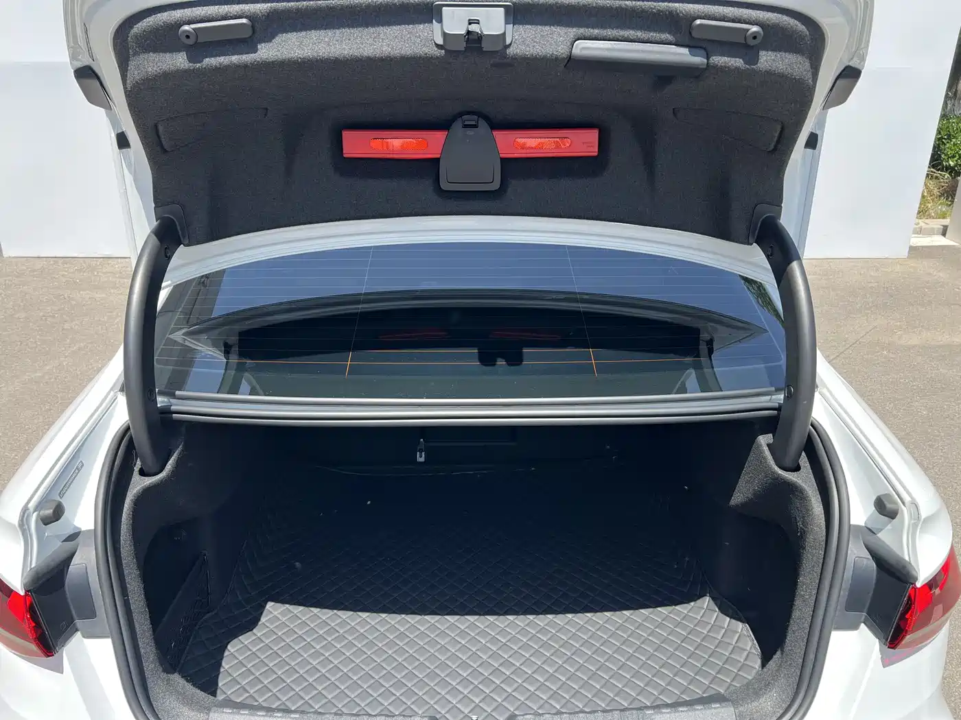 Audi A3 2025 Facelift A3L Limousine 35TFSI Flying Spur Premium фото 12
