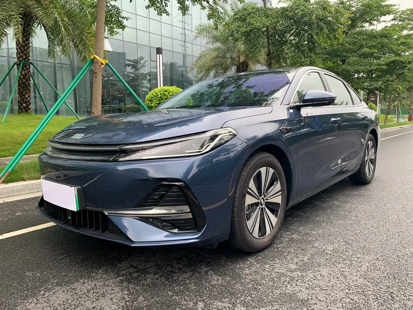 Geely Galaxy Galaxy A7 2025 EM-i 150km Explorer+ Edition