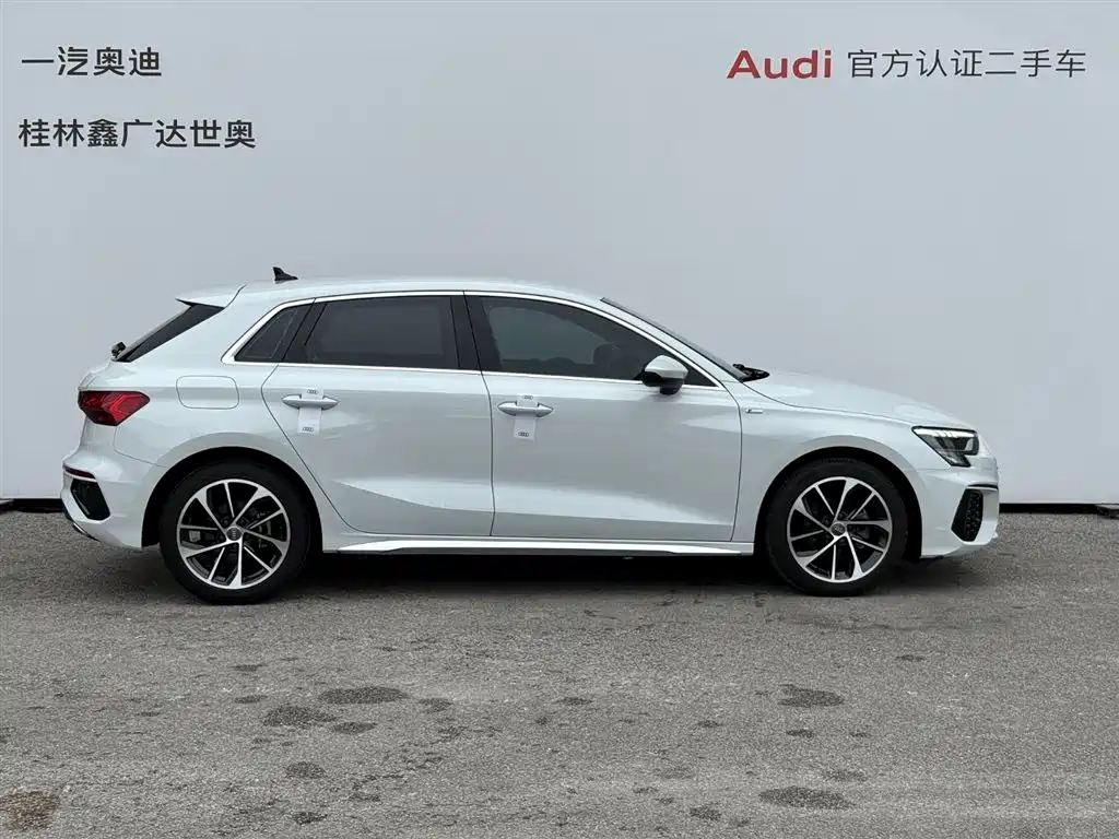 Audi A3 2021 Sportback 35 TFSI Progressive Sport фото 3