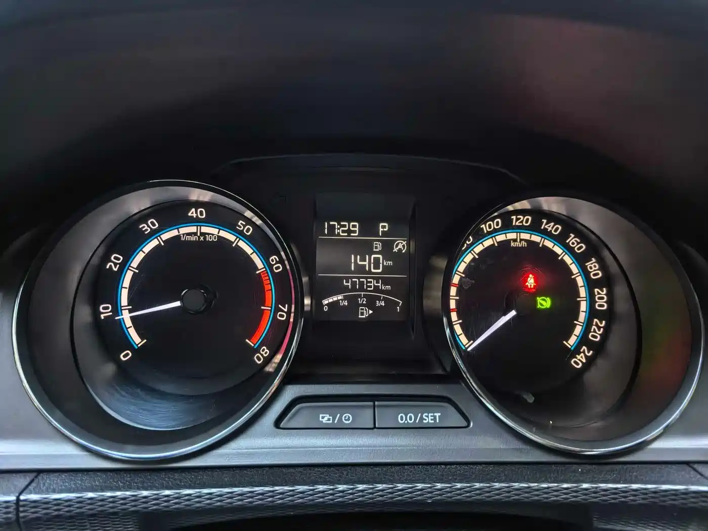 Škoda Kamiq 2022 1.5L Automatic Comfort Edition фото 14