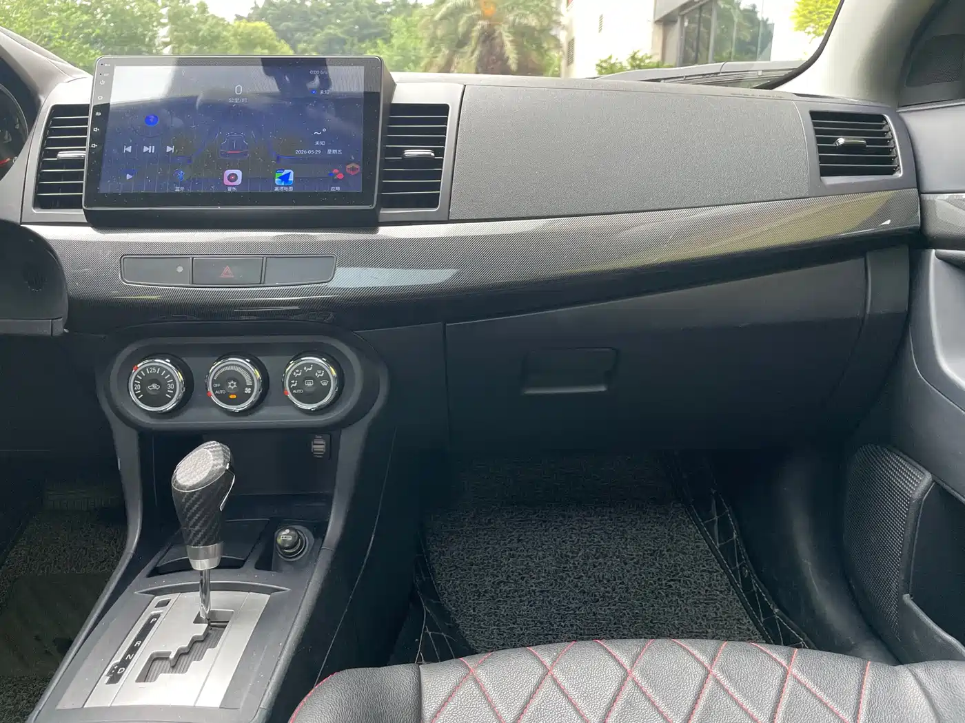 Mitsubishi Lancer EX 2012 Fashion 1.8L CVT Comfort фото 18