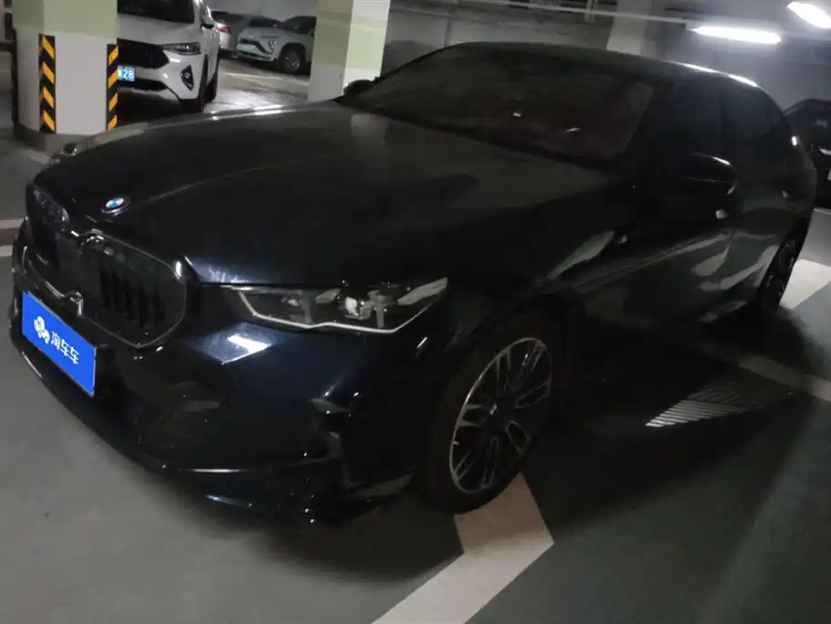 BMW 5 Series 2025 530Li Leading M Sport Package